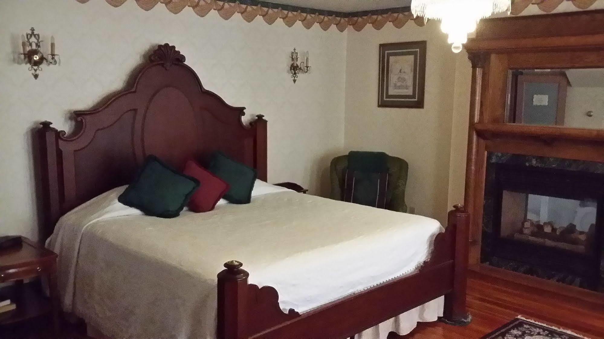 Chestnut Charm Bed & Breakfast Atlantic Eksteriør bilde